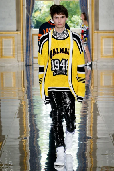 Look 45
